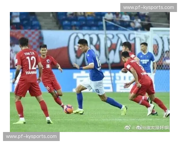 江城飞翼对阵水乡新锐：武汉卓尔与泰州远大的那一抹绿茵情怀